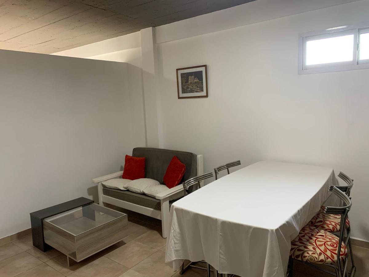 Departamento Amoblado Temporario- Posadas Mdz 6D Экстерьер фото